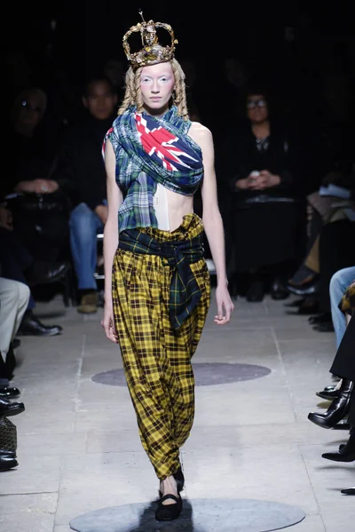 Look 4